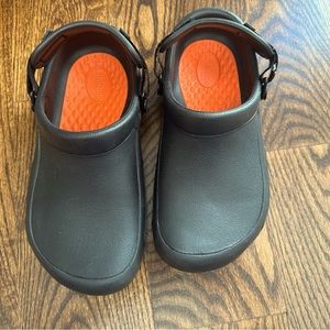 Crocs Bistro Pro LiteRide Clog Unisex size 8 women/size 6 men BLACK